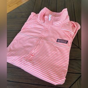 Vineyard Vines 1/4 zip shep shirt dry fit material